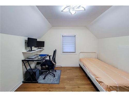 29 Second Street N, Stoney Creek, ON - Indoor