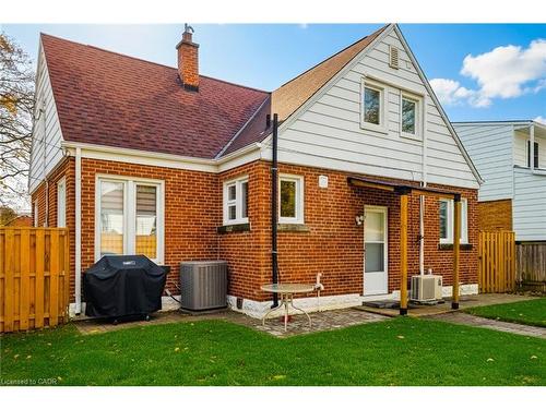 29 Second Street N, Stoney Creek, ON - Outdoor With Exterior