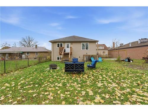615 Southworth Street S, Welland, ON - Outdoor With Backyard