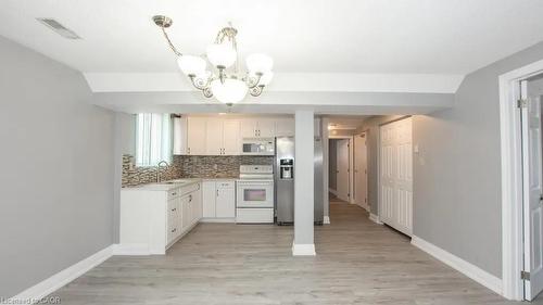 Lower-107 Horning Drive, Hamilton, ON - Indoor Photo Showing Kitchen