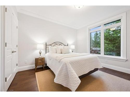 28 Serena Lane, Guelph, ON - Indoor Photo Showing Bedroom