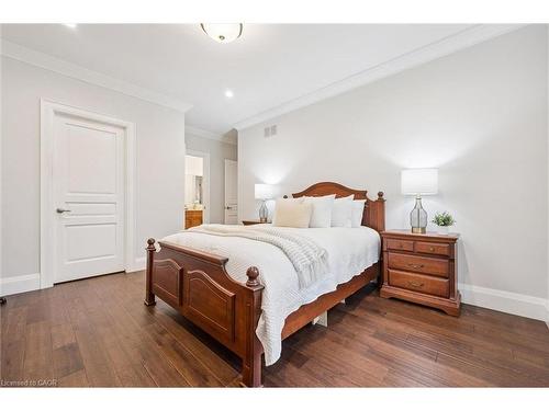 28 Serena Lane, Guelph, ON - Indoor Photo Showing Bedroom