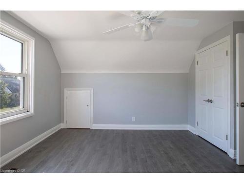 22 Nancy Street, Hamilton, ON - Indoor Photo Showing Other Room