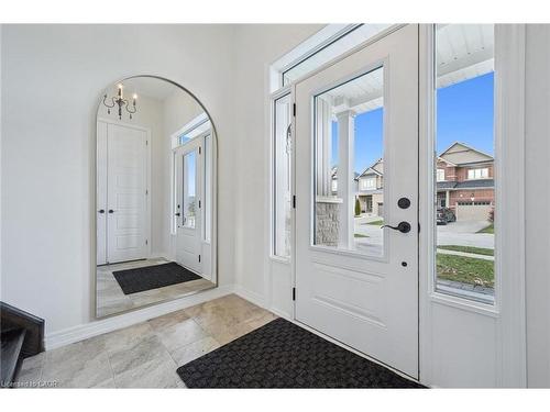 98 Kay Crescent, Fergus, ON - Indoor Photo Showing Other Room