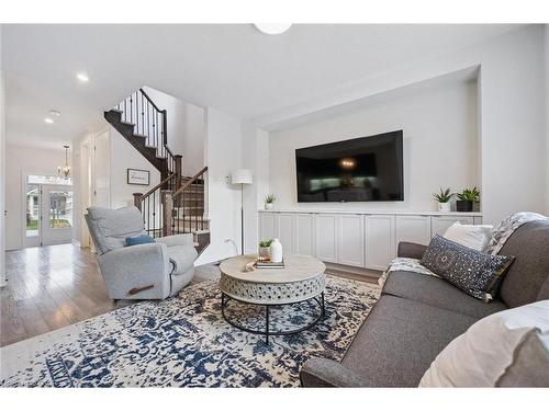 98 Kay Crescent, Fergus, ON - Indoor Photo Showing Living Room