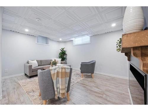 98 Kay Crescent, Fergus, ON - Indoor Photo Showing Other Room