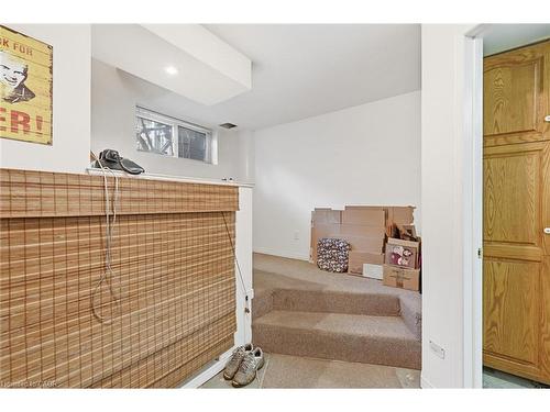 237 Mohawk Road, Oakville, ON - Indoor Photo Showing Other Room