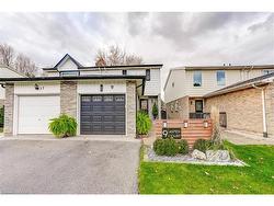9 Aspen Court  Waterdown, ON L8B 0A7