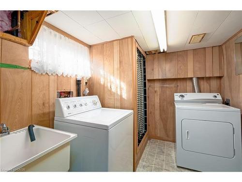 162 East 18Th Street, Hamilton, ON - Indoor Photo Showing Laundry Room