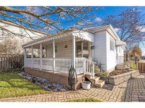 162 East 18Th Street, Hamilton, ON - Outdoor With Deck Patio Veranda