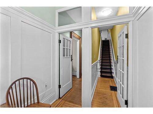 282 Main Street W, Hamilton, ON - Indoor Photo Showing Other Room