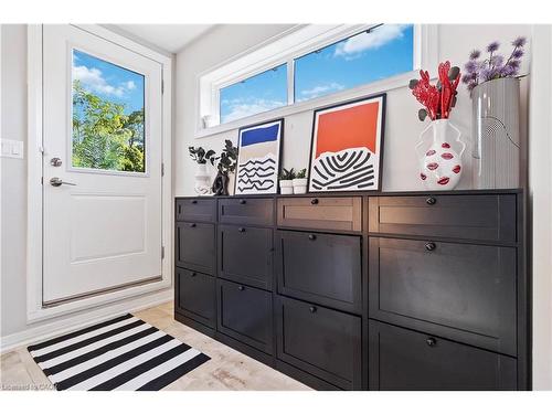 25-405 Plains Road E, Burlington, ON - Indoor Photo Showing Other Room