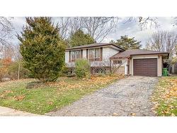 23 Sanctuary Drive  Dundas, ON L9H 3Y7