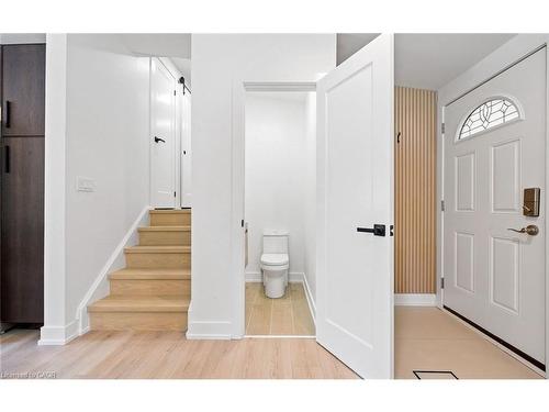 105 Lilacside Drive, Hamilton, ON - Indoor Photo Showing Other Room