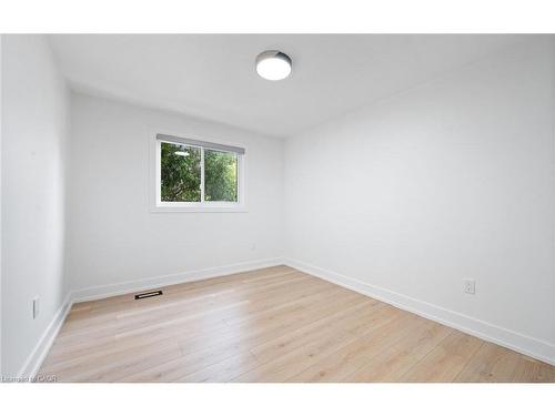 105 Lilacside Drive, Hamilton, ON - Indoor Photo Showing Other Room