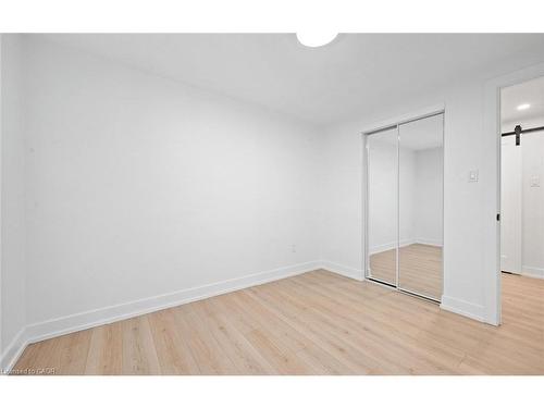 105 Lilacside Drive, Hamilton, ON - Indoor Photo Showing Other Room