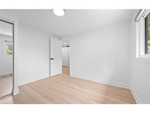 105 Lilacside Drive, Hamilton, ON - Indoor Photo Showing Other Room