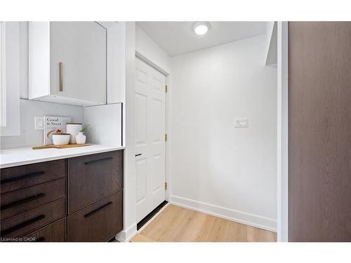 105 Lilacside Drive, Hamilton, ON - Indoor