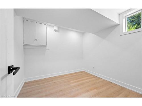 105 Lilacside Drive, Hamilton, ON - Indoor