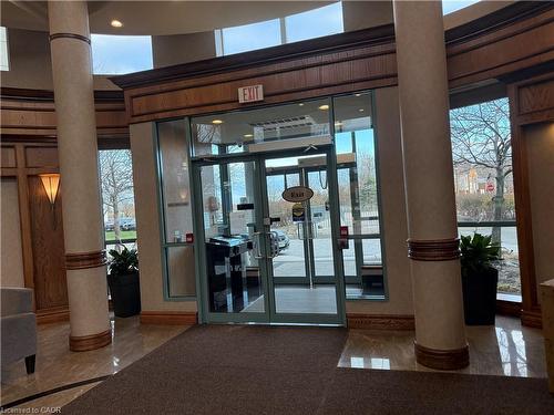 104-4889 Kimbermount Avenue, Mississauga, ON - Indoor Photo Showing Other Room