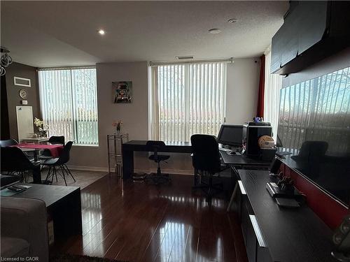 104-4889 Kimbermount Avenue, Mississauga, ON - Indoor Photo Showing Other Room