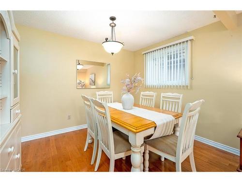 177 Lavina Crescent, Hamilton, ON - Indoor Photo Showing Dining Room