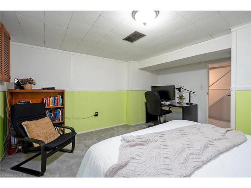 177 Lavina Crescent, Hamilton, ON - Indoor Photo Showing Bedroom