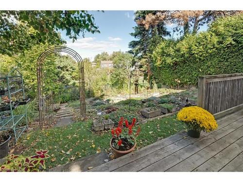 177 Lavina Crescent, Hamilton, ON - Outdoor