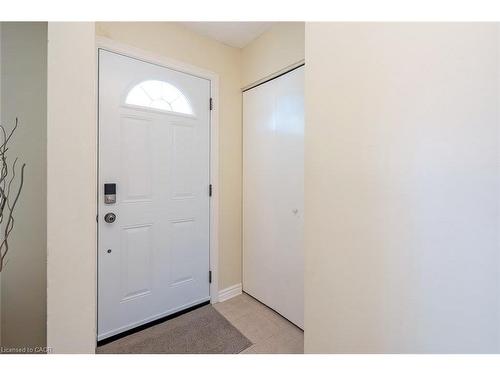 177 Lavina Crescent, Hamilton, ON - Indoor Photo Showing Other Room