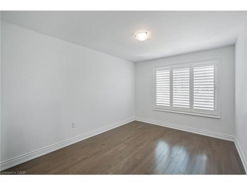 7 Windsor Circle, Niagara-On-The-Lake, ON - Indoor Photo Showing Other Room