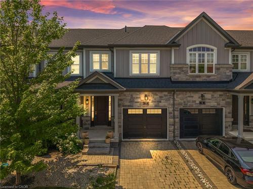 7 Windsor Circle, Niagara-On-The-Lake, ON - Outdoor With Facade