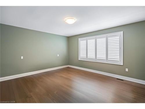 7 Windsor Circle, Niagara-On-The-Lake, ON - Indoor Photo Showing Other Room