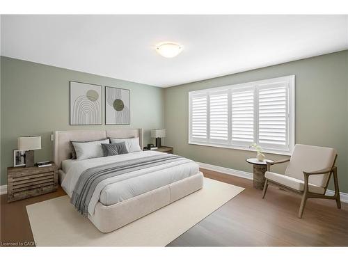 7 Windsor Circle, Niagara-On-The-Lake, ON - Indoor Photo Showing Bedroom