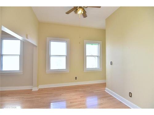 185 Market Street, Hamilton, ON - Indoor Photo Showing Other Room