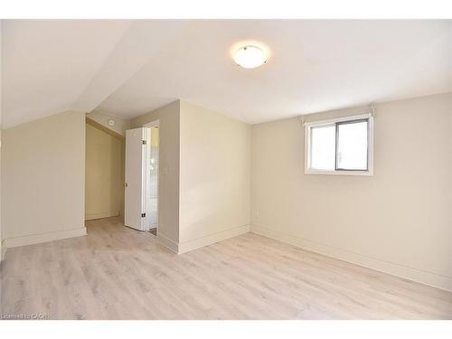 185 Market Street, Hamilton, ON - Indoor Photo Showing Other Room