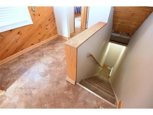 185 Market Street, Hamilton, ON - Indoor Photo Showing Other Room