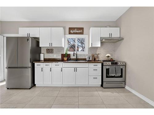 56 Francis Street, Hamilton, ON - Indoor Photo Showing Kitchen