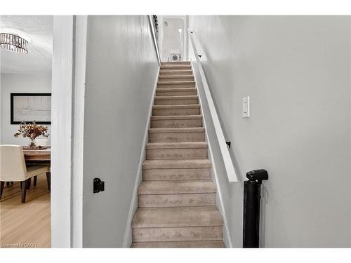 56 Francis Street, Hamilton, ON - Indoor Photo Showing Other Room