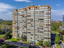811-1276 Maple Crossing Boulevard, Burlington, ON  - Outdoor With Facade 