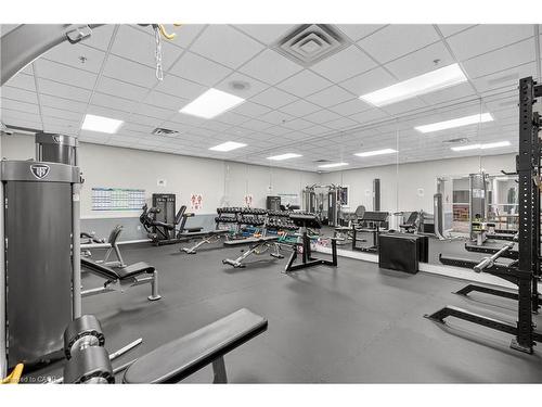811-1276 Maple Crossing Boulevard, Burlington, ON - Indoor Photo Showing Gym Room