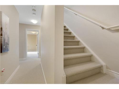 E7-70 Willowrun Drive, Kitchener, ON - Indoor Photo Showing Other Room