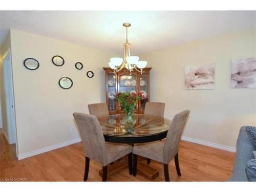 370 East 24Th Street, Hamilton, ON - Indoor Photo Showing Dining Room