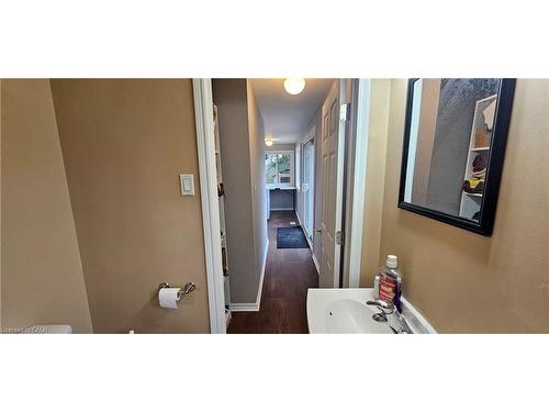 1083 Indiana Road E, Haldimand County, ON - Indoor Photo Showing Bathroom