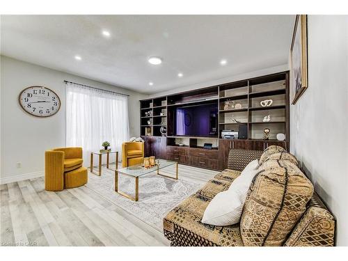 617 Thorndale Drive, Waterloo, ON - Indoor