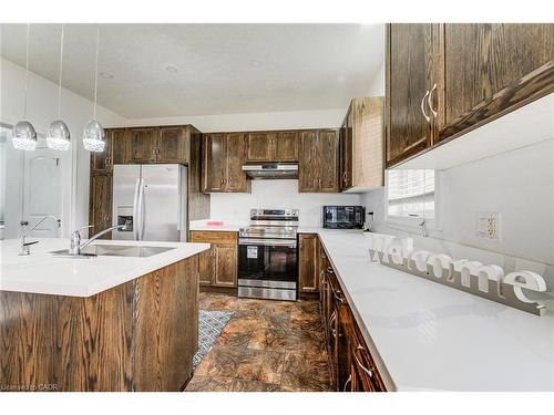617 Thorndale Drive, Waterloo, ON - Indoor Photo Showing Kitchen With Double Sink