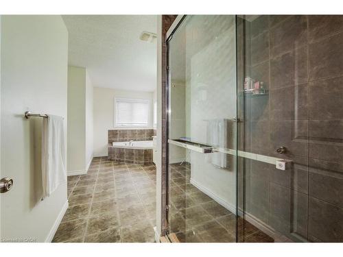 617 Thorndale Drive, Waterloo, ON - Indoor Photo Showing Bathroom