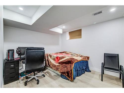 617 Thorndale Drive, Waterloo, ON - Indoor Photo Showing Bedroom