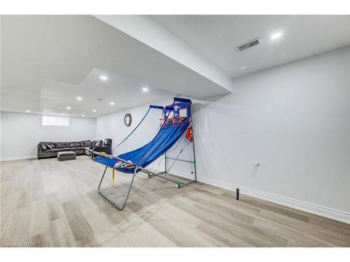 617 Thorndale Drive, Waterloo, ON - Indoor