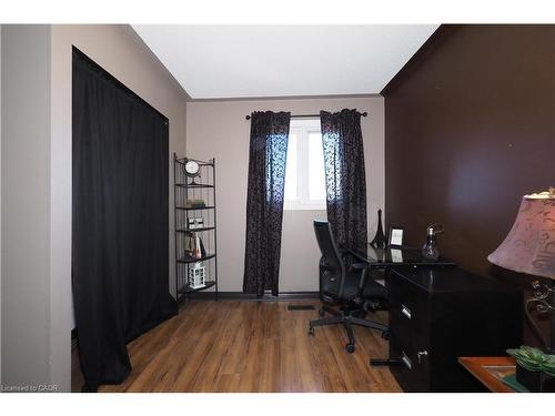 127 Essex Point Drive, Cambridge, ON - Indoor