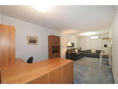 127 Essex Point Drive, Cambridge, ON - Indoor